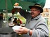 Podlasiak distributes the meal