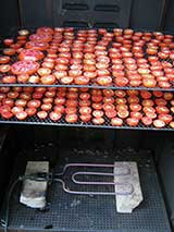 Drying tomatoes