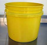 sauerkraut fermenting bucket