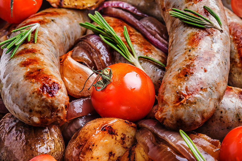 https://www.meatsandsausages.com/public/images/sausage-recipes/potato-sausage-swedish.jpg
